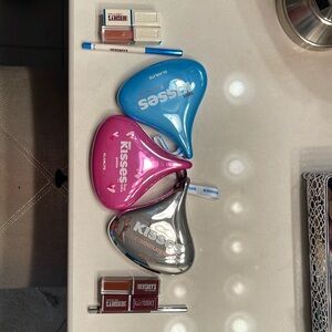 Hershey’s eyeshadow, palette and lip kit